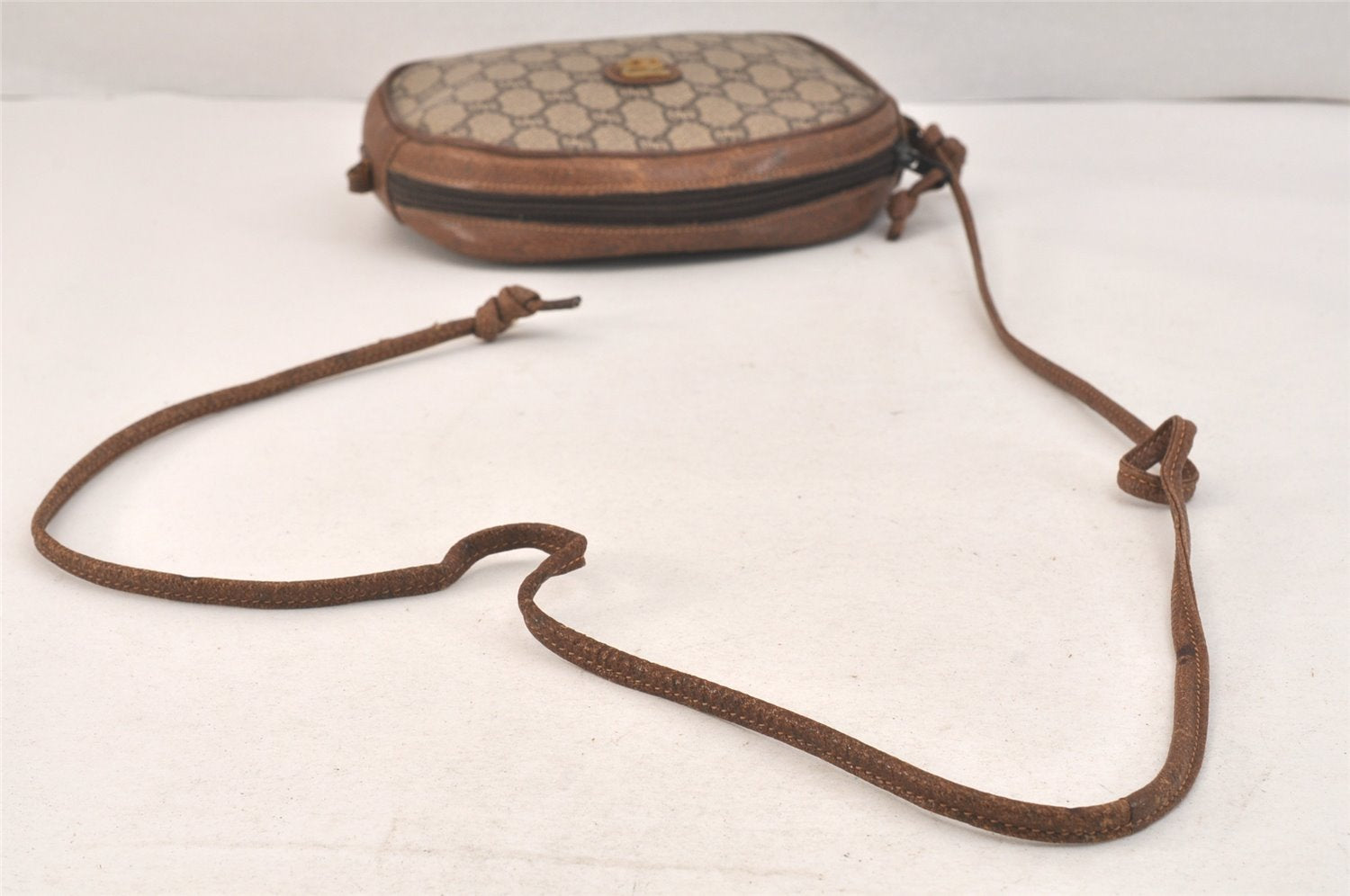 Authentic GUCCI GG Plus Shoulder Cross Body Bag PVC Leather Brown Junk 3423K