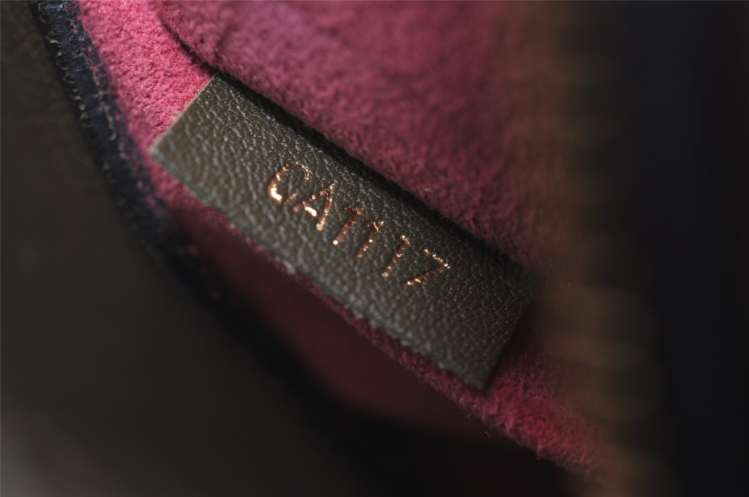 Authentic Louis Vuitton Monogram Tuileries Besace M43159 2Way Shoulder Bag 3427J