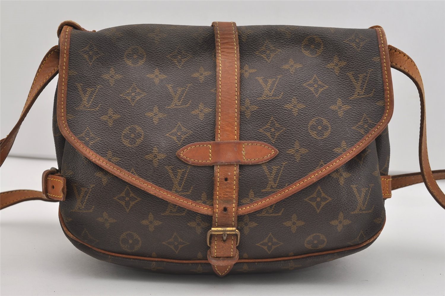 Authentic Louis Vuitton Monogram Saumur 30 Shoulder Cross Bag M42256 LV 3428J