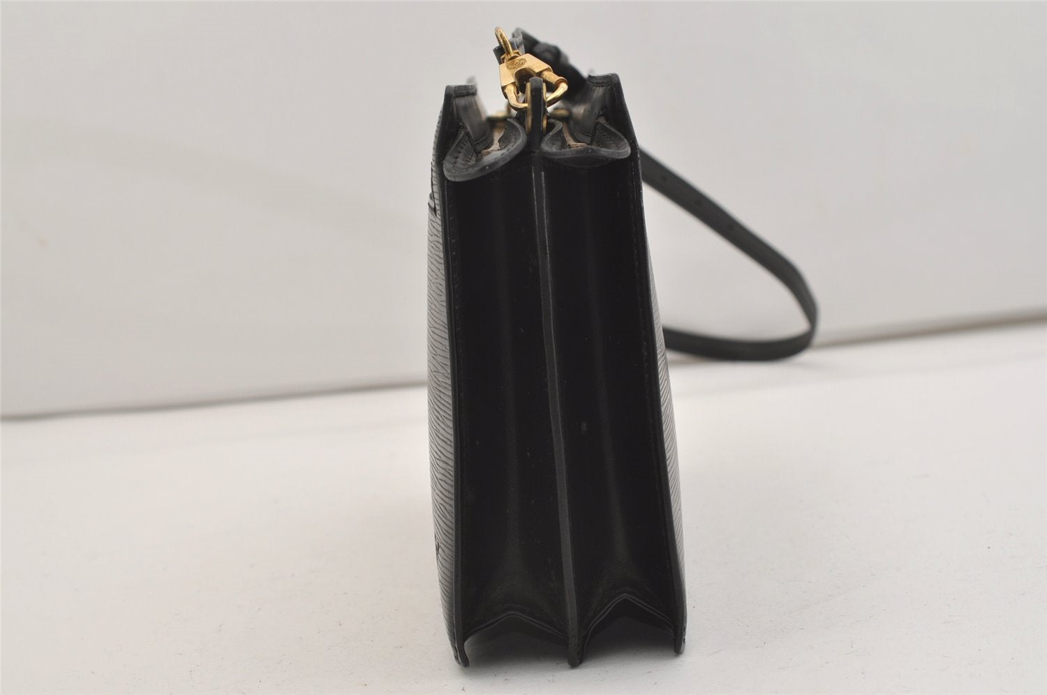 Authentic Louis Vuitton Epi Enghien 2Way Shoulder Clutch Bag M52112 Black 3432J