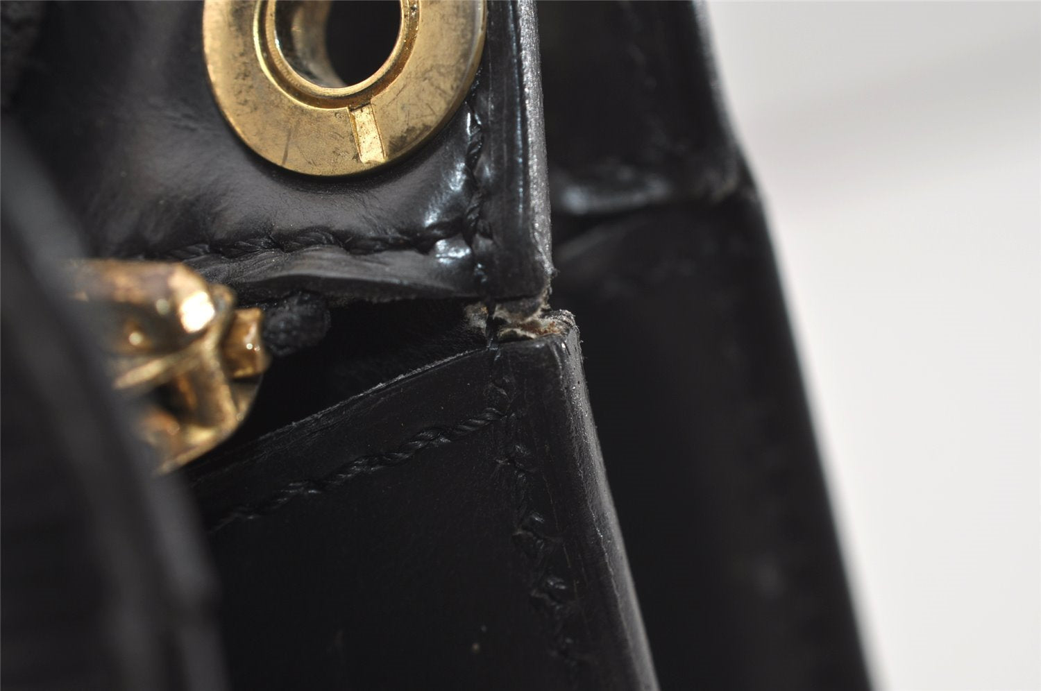 Authentic Louis Vuitton Epi Enghien 2Way Shoulder Clutch Bag M52112 Black 3432J