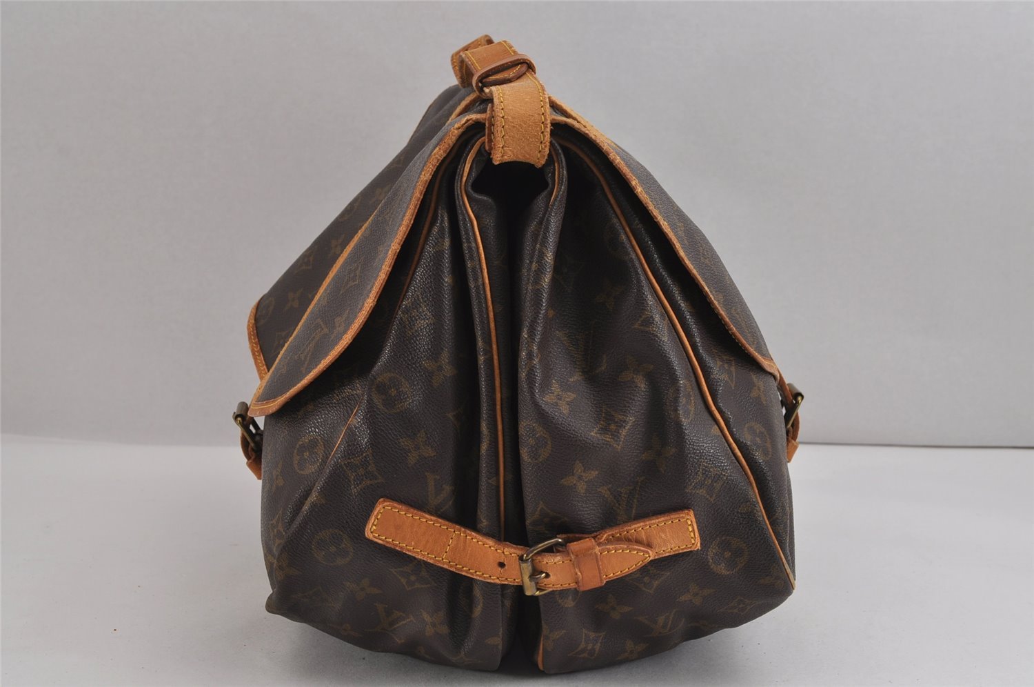 Authentic Louis Vuitton Monogram Saumur 35 Shoulder Cross Bag M42254 Junk 3434J