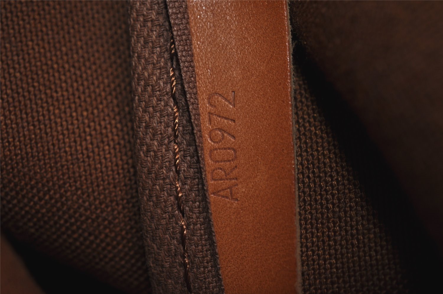 Authentic Louis Vuitton Monogram Saumur 35 Shoulder Cross Bag M42254 Junk 3434J