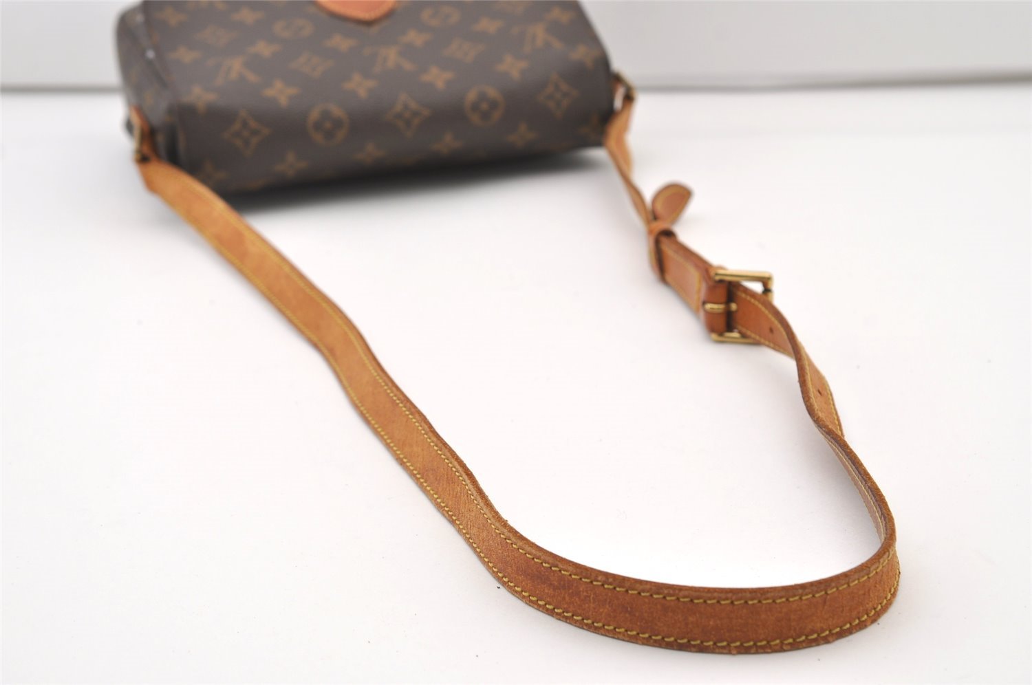 Authentic Louis Vuitton Monogram Saint Cloud GM M51242 Shoulder Cross Bag 3435J