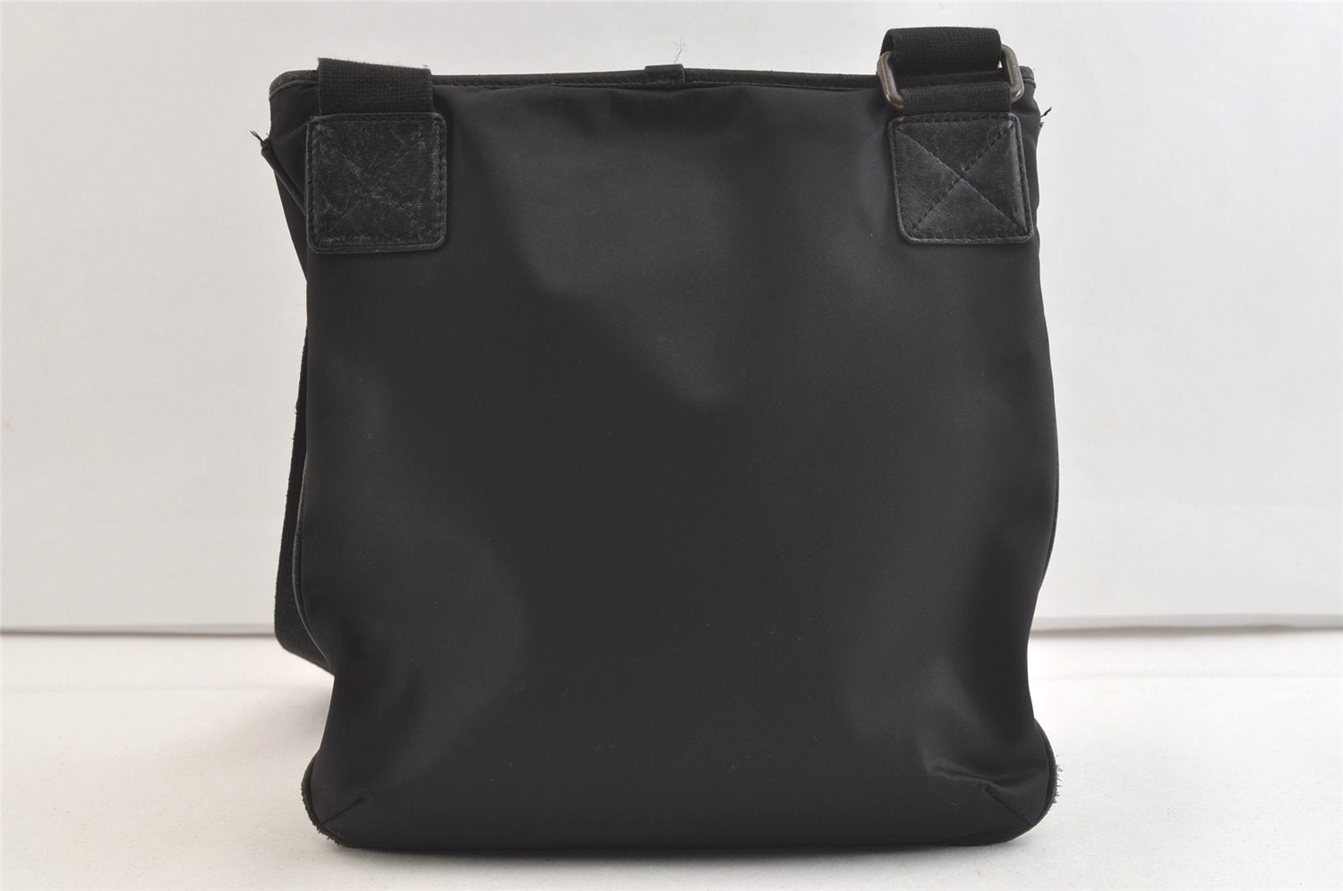 Authentic BURBERRY Vintage Nylon Leather Shoulder Cross Body Bag Black 3435K