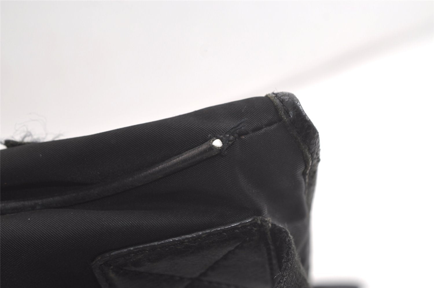 Authentic BURBERRY Vintage Nylon Leather Shoulder Cross Body Bag Black 3435K