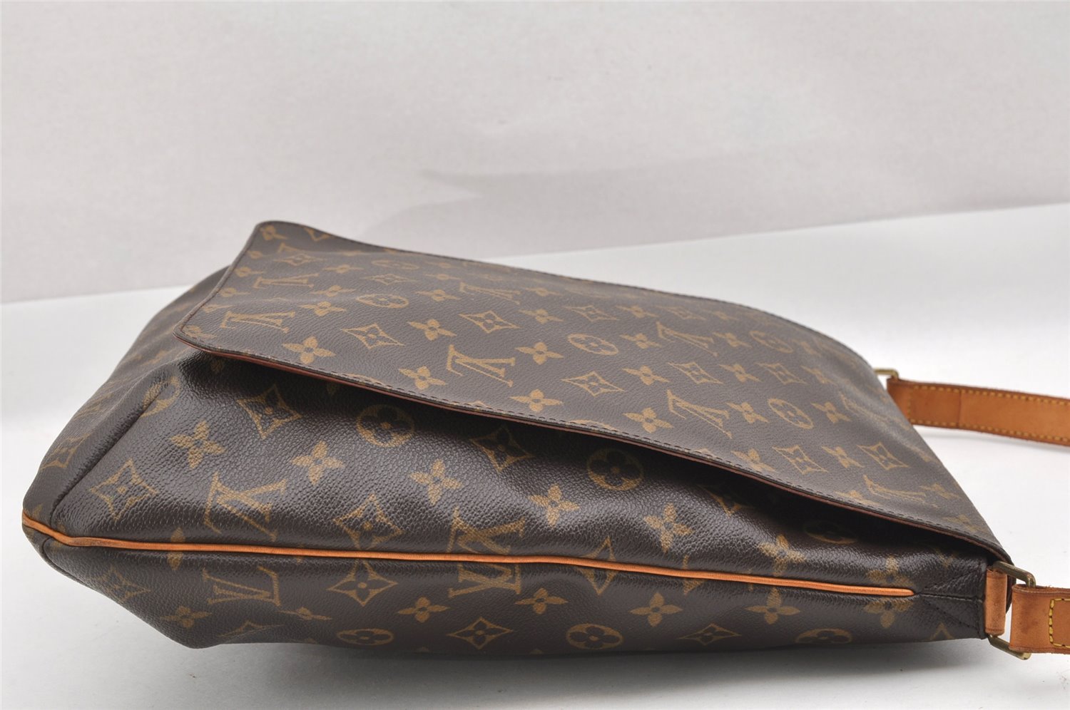 Authentic Louis Vuitton Monogram Musette Shoulder Cross Body Bag M51256 LV 3437J