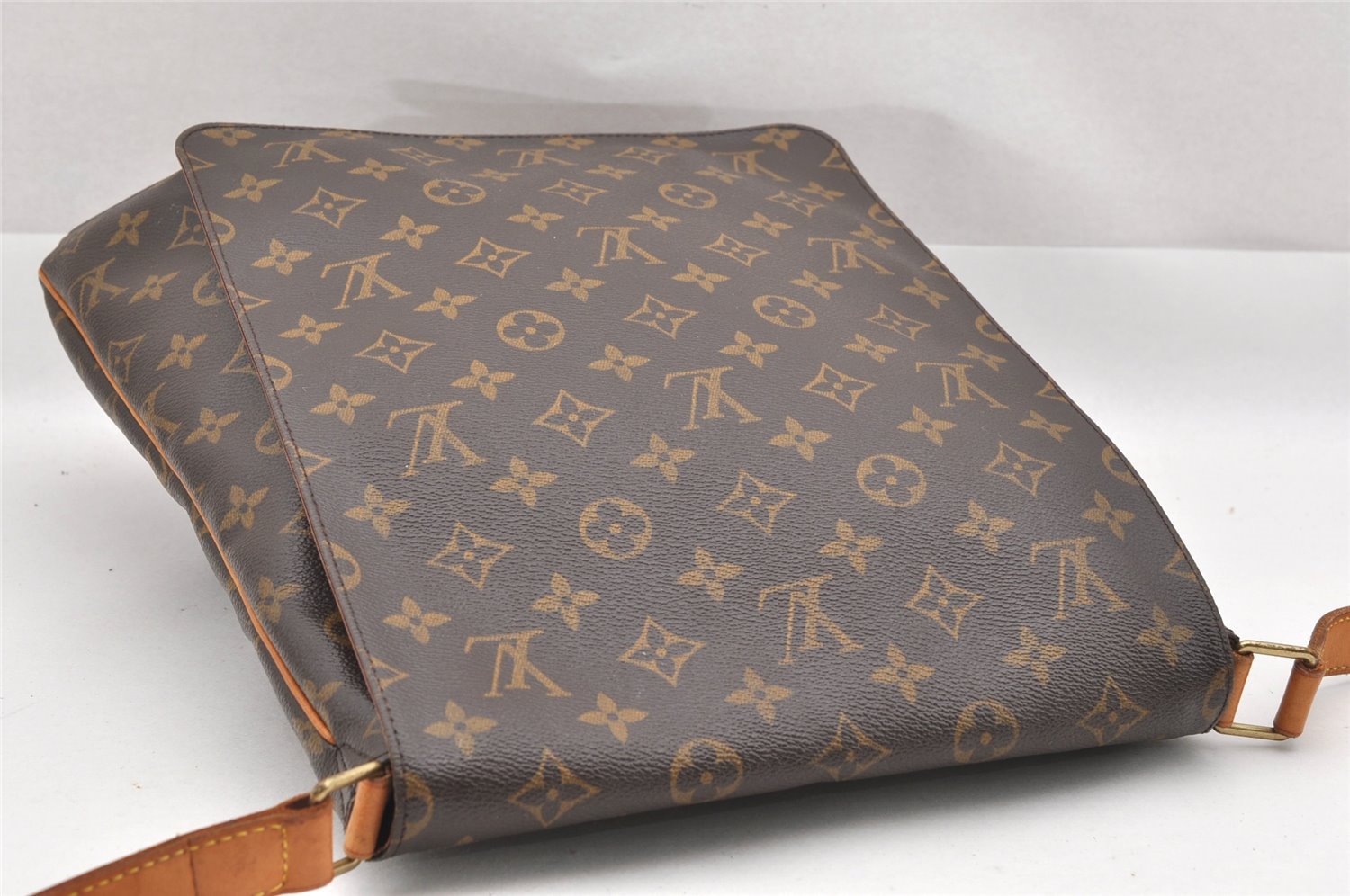 Authentic Louis Vuitton Monogram Musette Shoulder Cross Body Bag M51256 LV 3437J