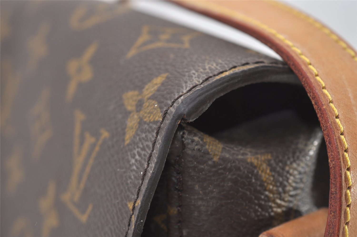 Authentic Louis Vuitton Monogram Saint Cloud GM M51242 Shoulder Cross Bag 3442J