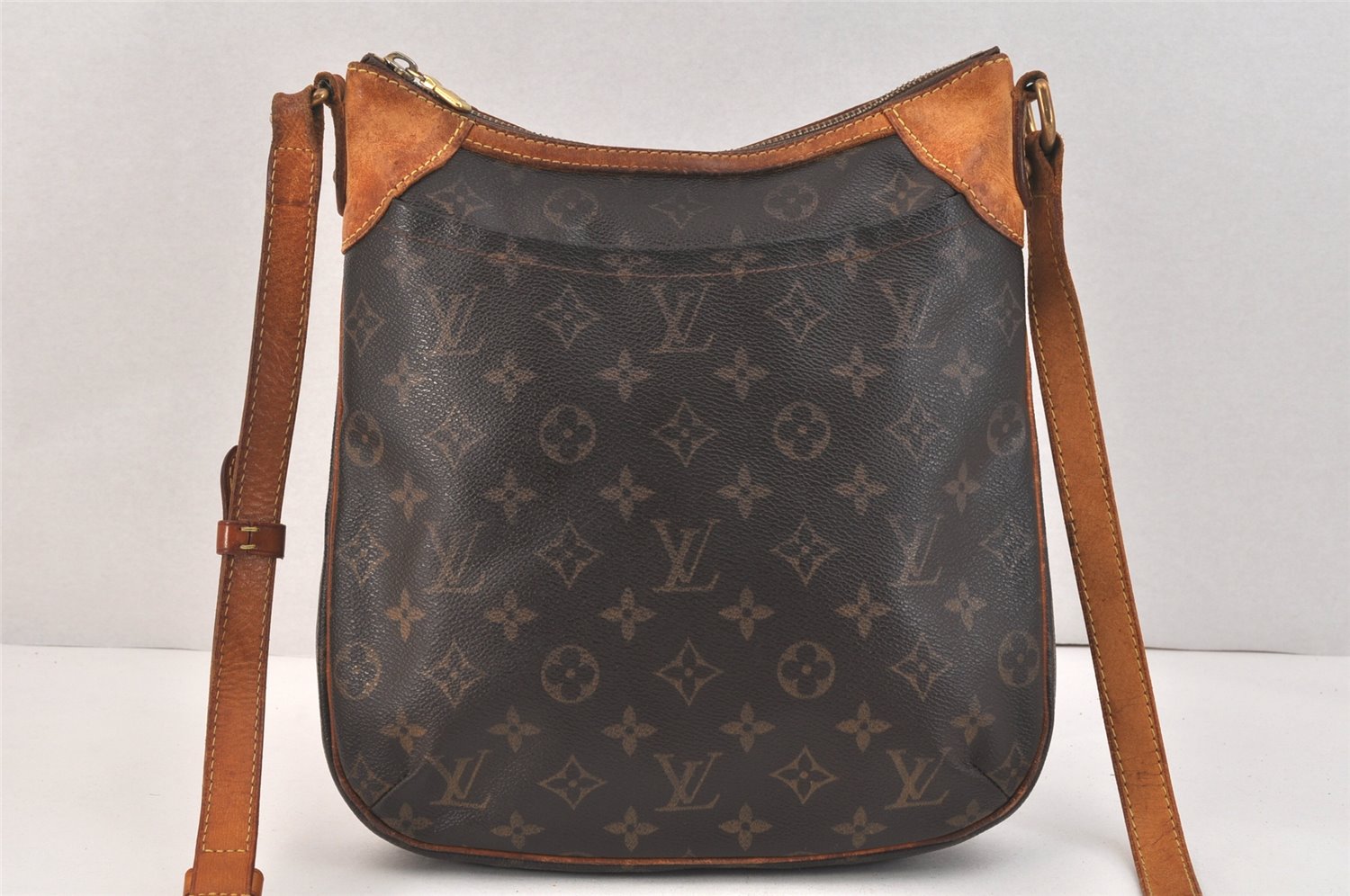 Authentic Louis Vuitton Monogram Odeon PM Shoulder Cross Bag M56390 LV 3443K