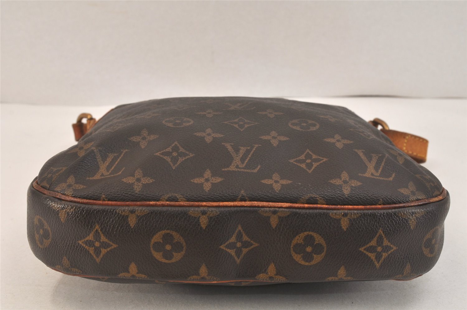 Authentic Louis Vuitton Monogram Odeon PM Shoulder Cross Bag M56390 LV 3443K