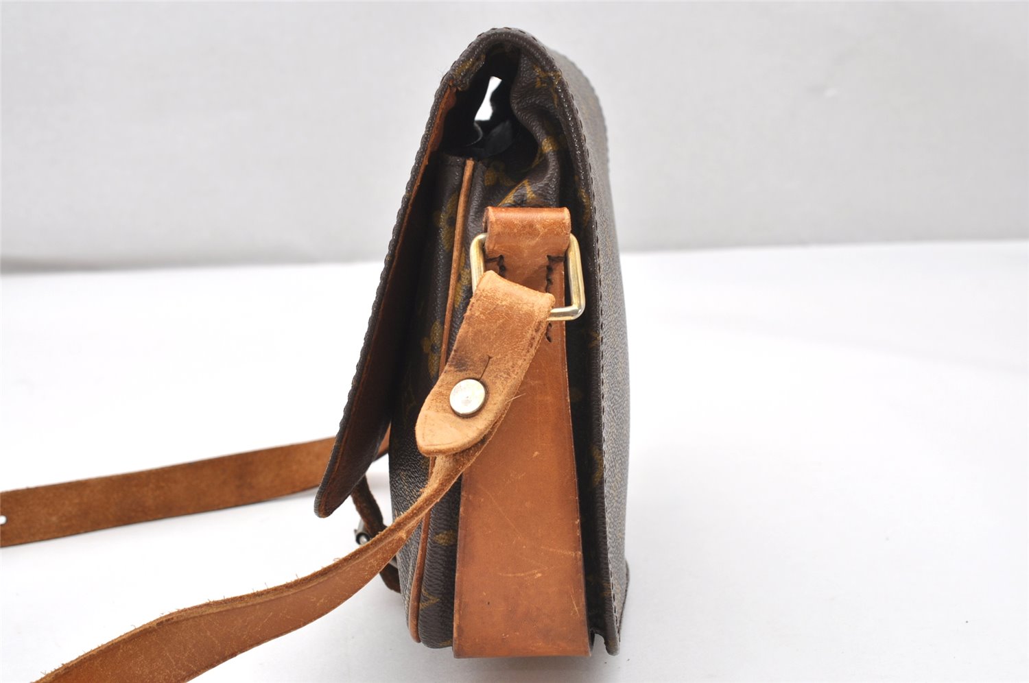 Authentic Louis Vuitton Monogram Cartouchiere MM Shoulder Bag Old Model 3446K