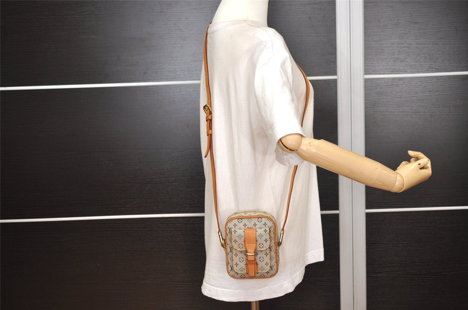 Authentic Louis Vuitton Monogram Mini Juliet PM Shoulder Bag M92005 Blue 3447J