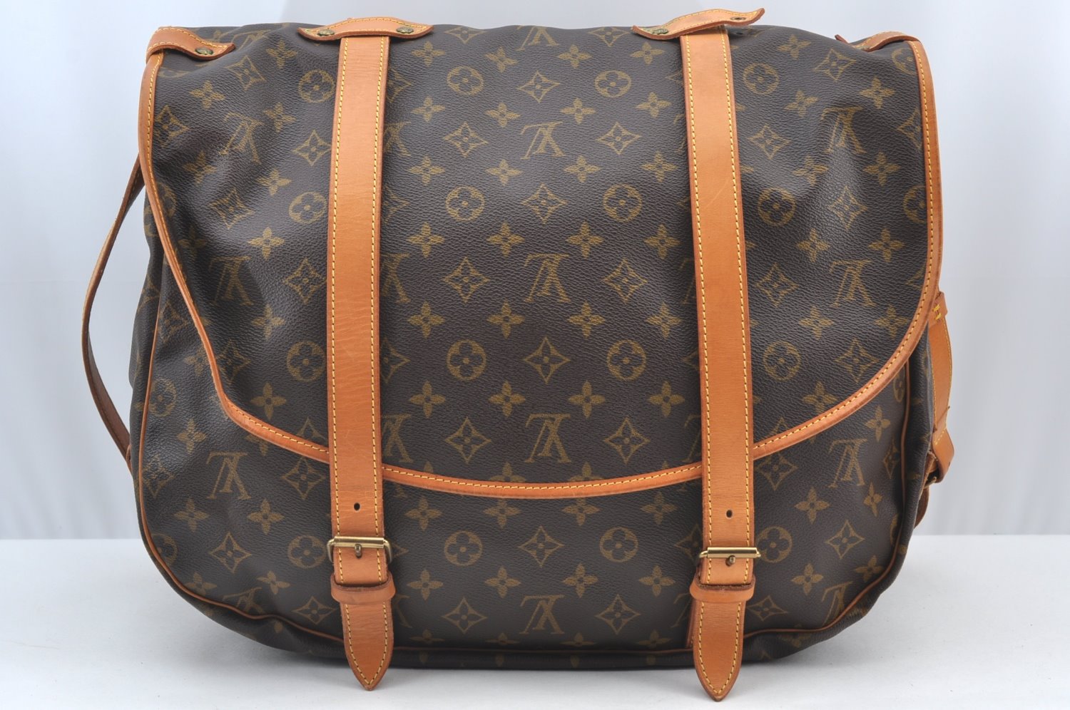 Authentic Louis Vuitton Monogram Saumur 43 Shoulder Cross Bag M42252 LV 3450J