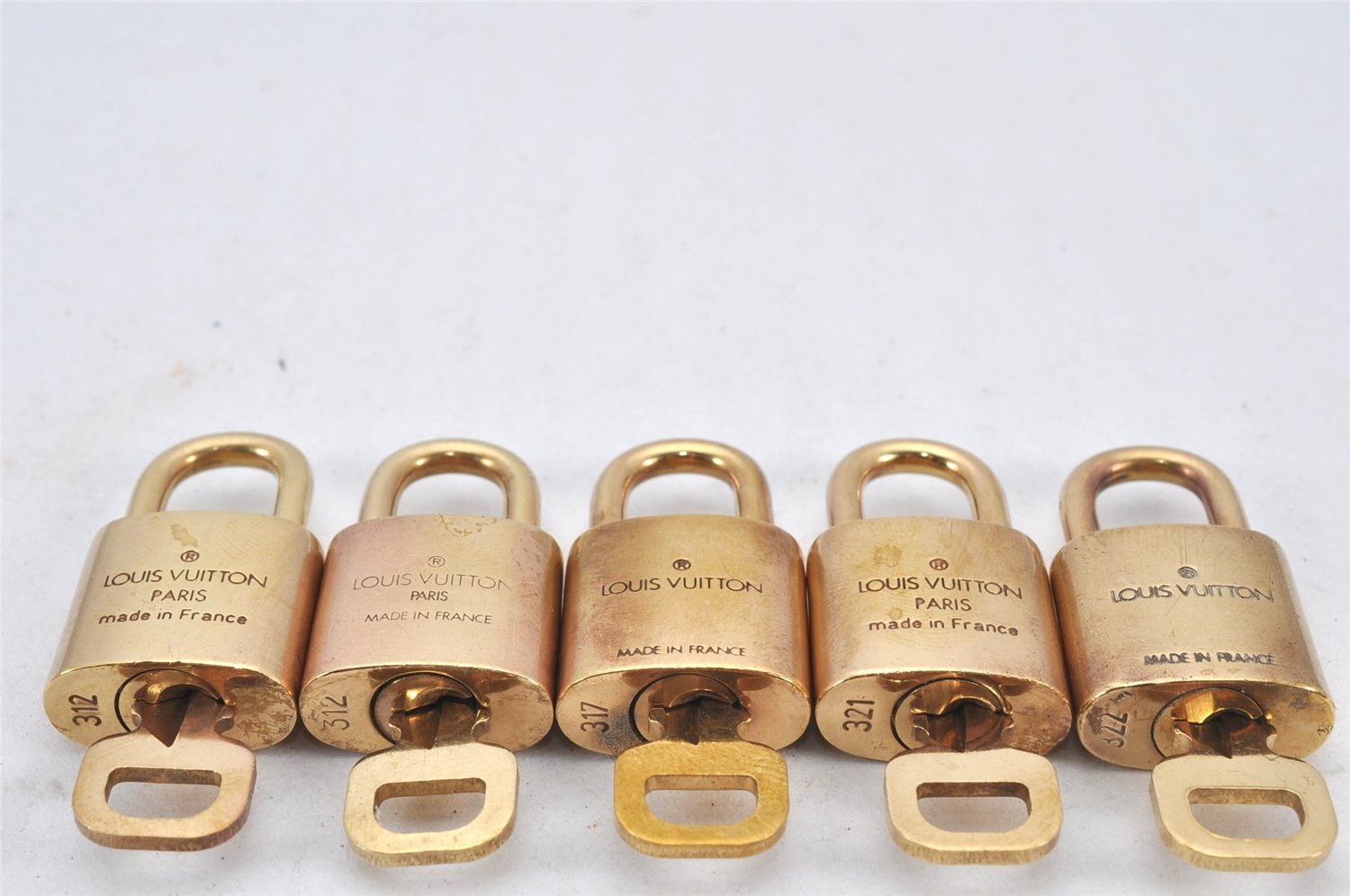 Authentic Louis Vuitton Padlock & Keys 10Set LV 3457K