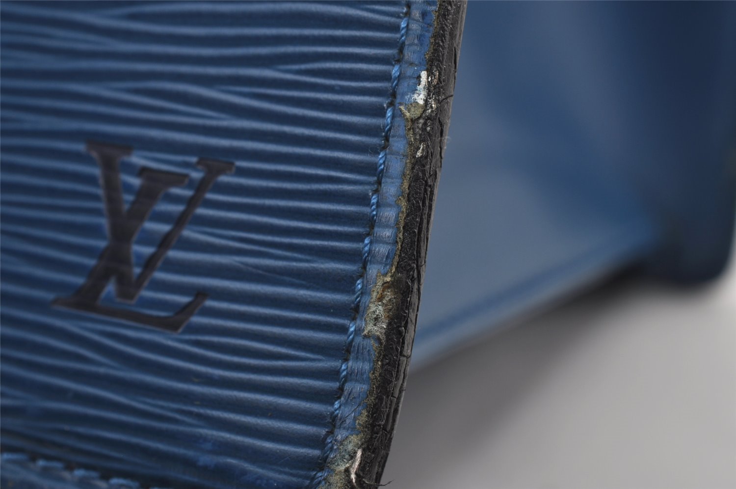 Authentic Louis Vuitton Epi Riviera Hand Bag Blue M48185 LV Junk 3459I