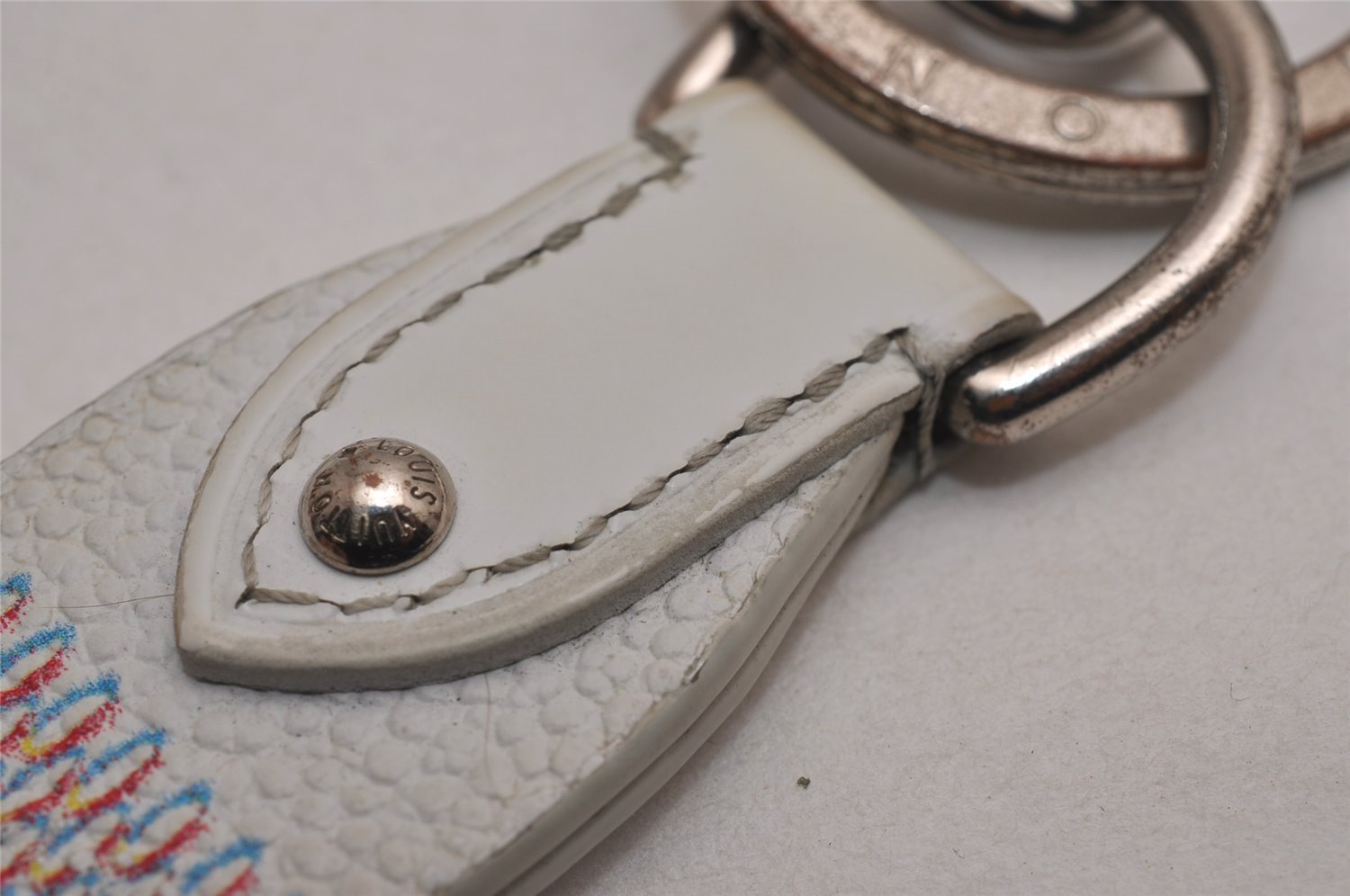 Auth Louis Vuitton Damier Spray Porte Cles Dragonne Key Charm MP3339 LV 3460J