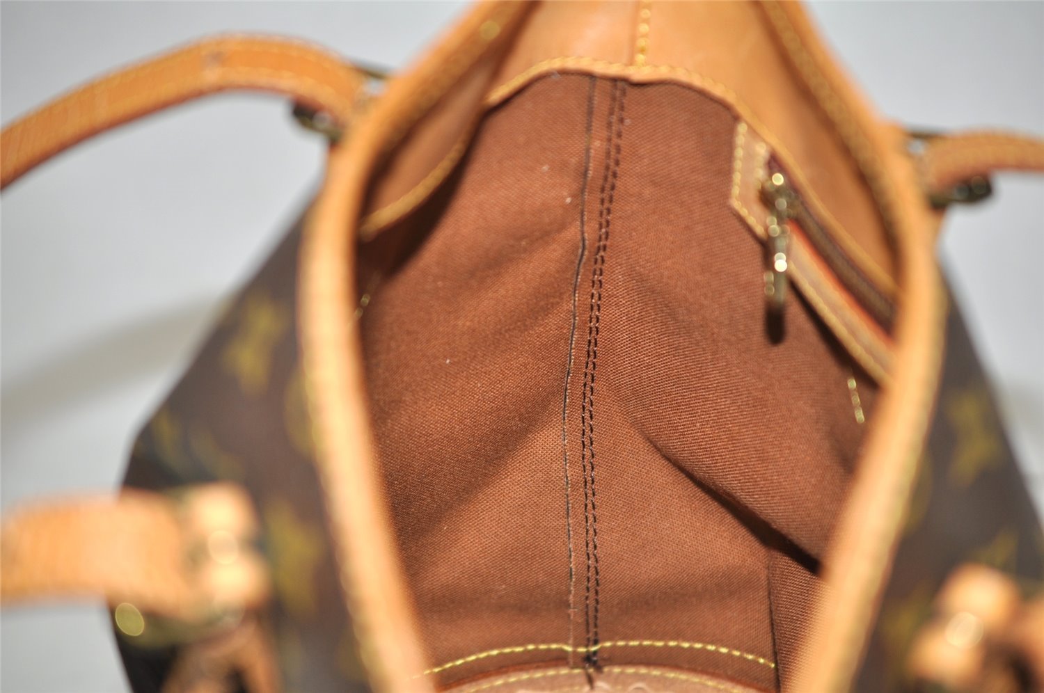 Authentic Louis Vuitton Monogram Bucket PM Shoulder Tote Bag Old Model LV 3464K