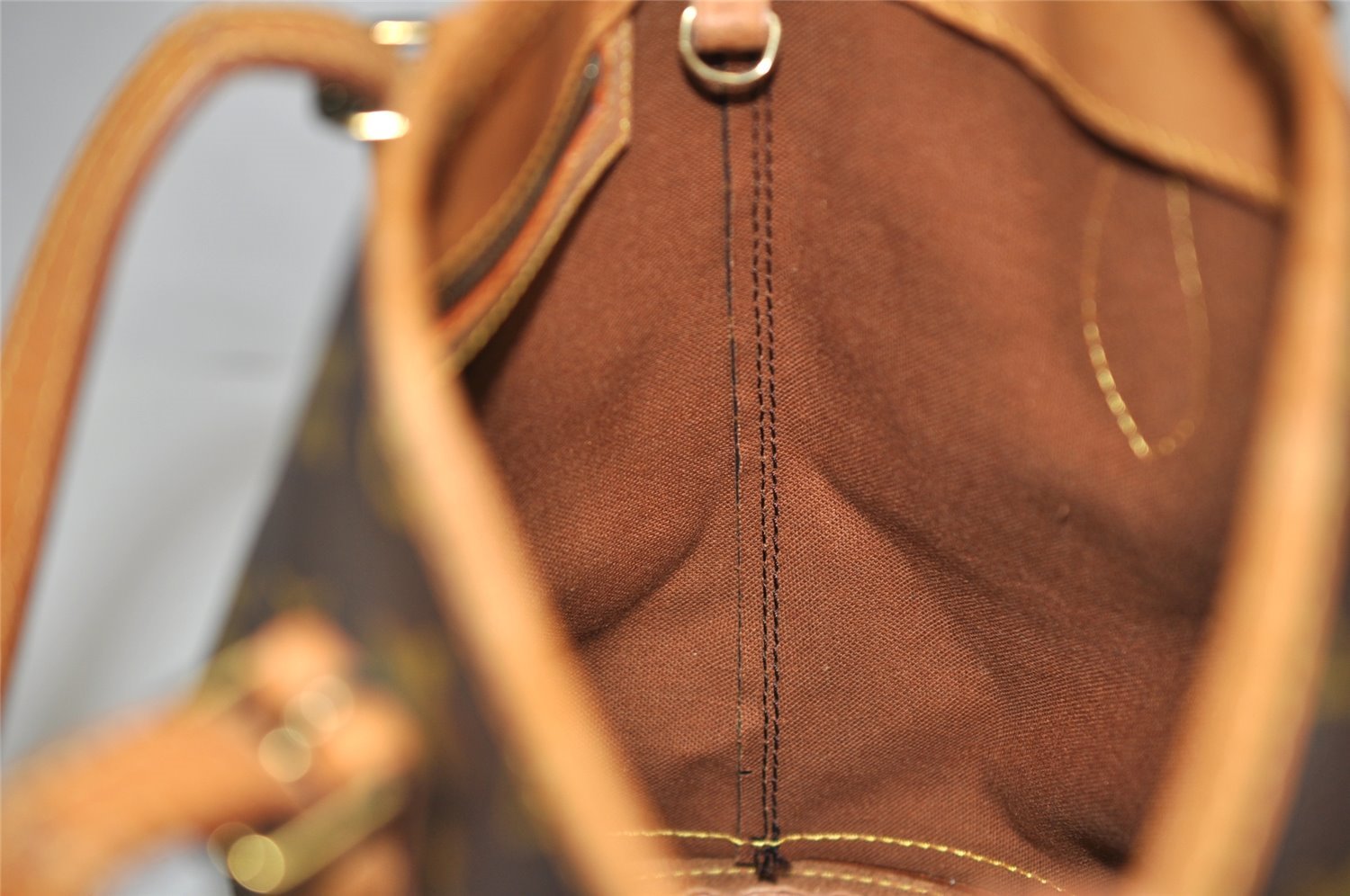 Authentic Louis Vuitton Monogram Bucket PM Shoulder Tote Bag Old Model LV 3464K