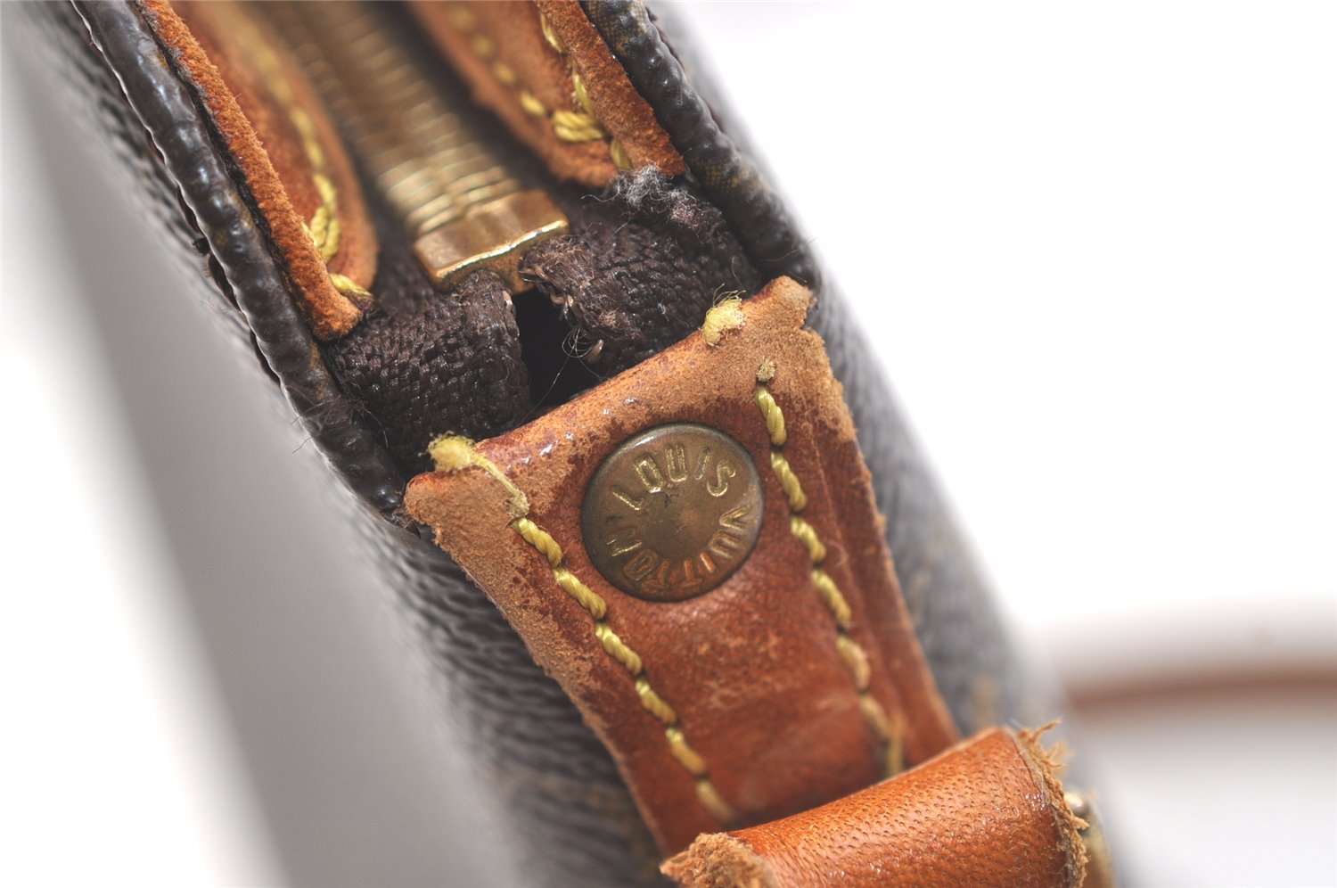 Authentic Louis Vuitton Monogram Drouot Shoulder Cross Body Bag M51290 LV 3465K