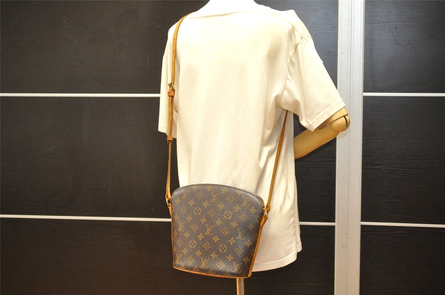 Authentic Louis Vuitton Monogram Drouot Shoulder Cross Body Bag M51290 LV 3465K