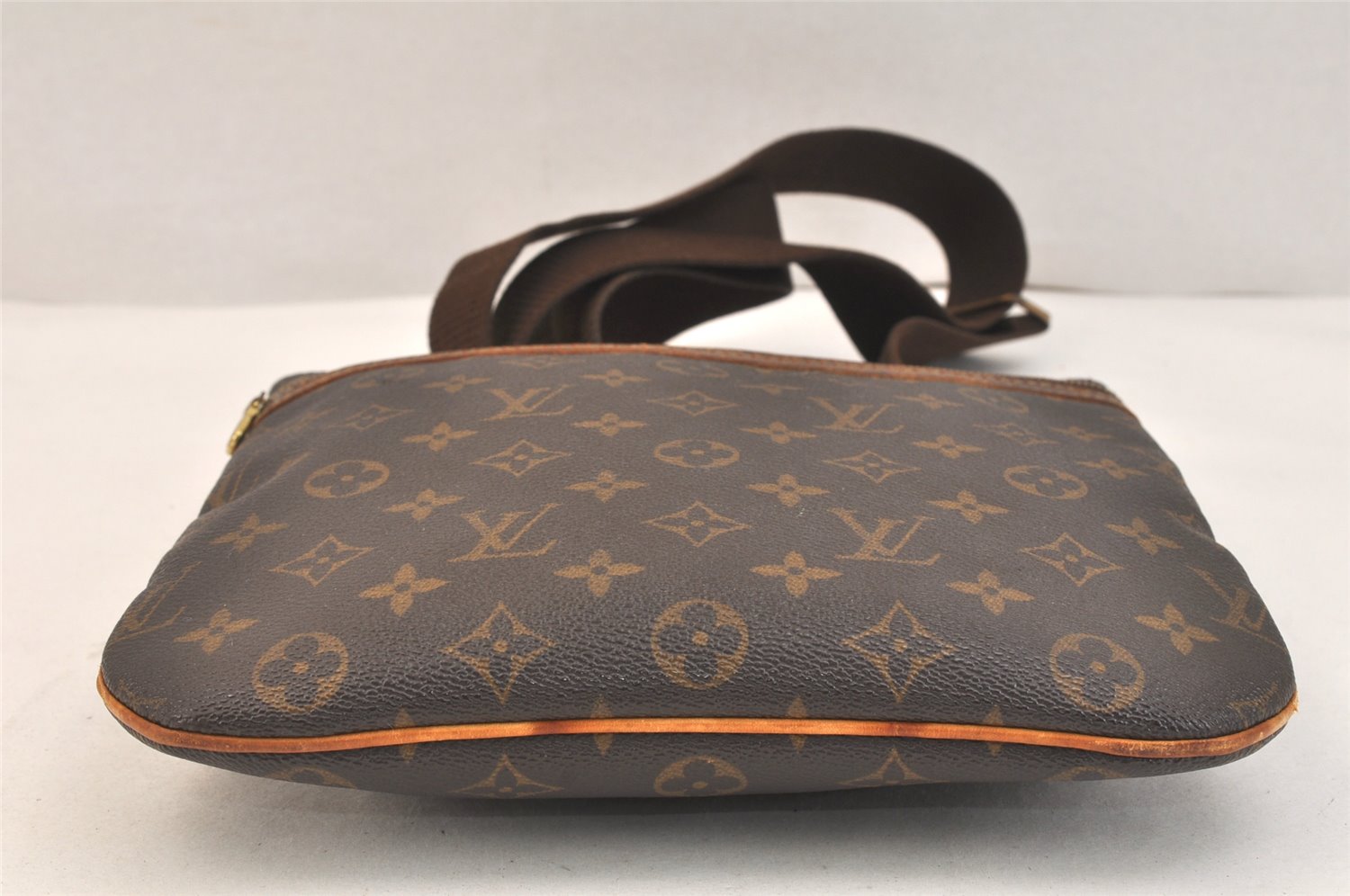 Auth Louis Vuitton Monogram Pochette Bosphore Shoulder Cross Bag M40044 LV 3467K