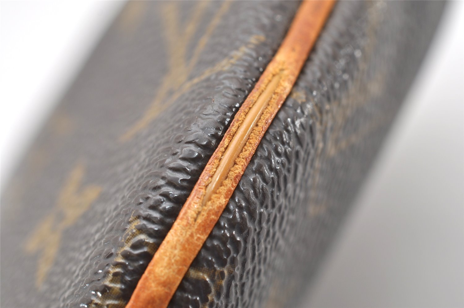 Auth Louis Vuitton Monogram Pochette Bosphore Shoulder Cross Bag M40044 LV 3467K