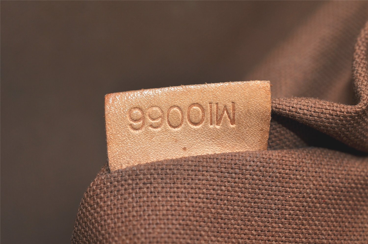 Auth Louis Vuitton Monogram Pochette Bosphore Shoulder Cross Bag M40044 LV 3467K