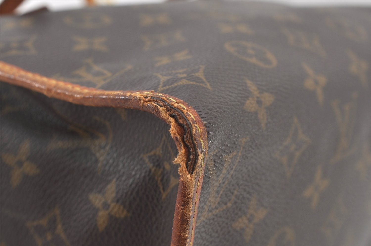 Authentic Louis Vuitton Monogram Popincourt Haut Shoulder Bag M40007 LV 3469J