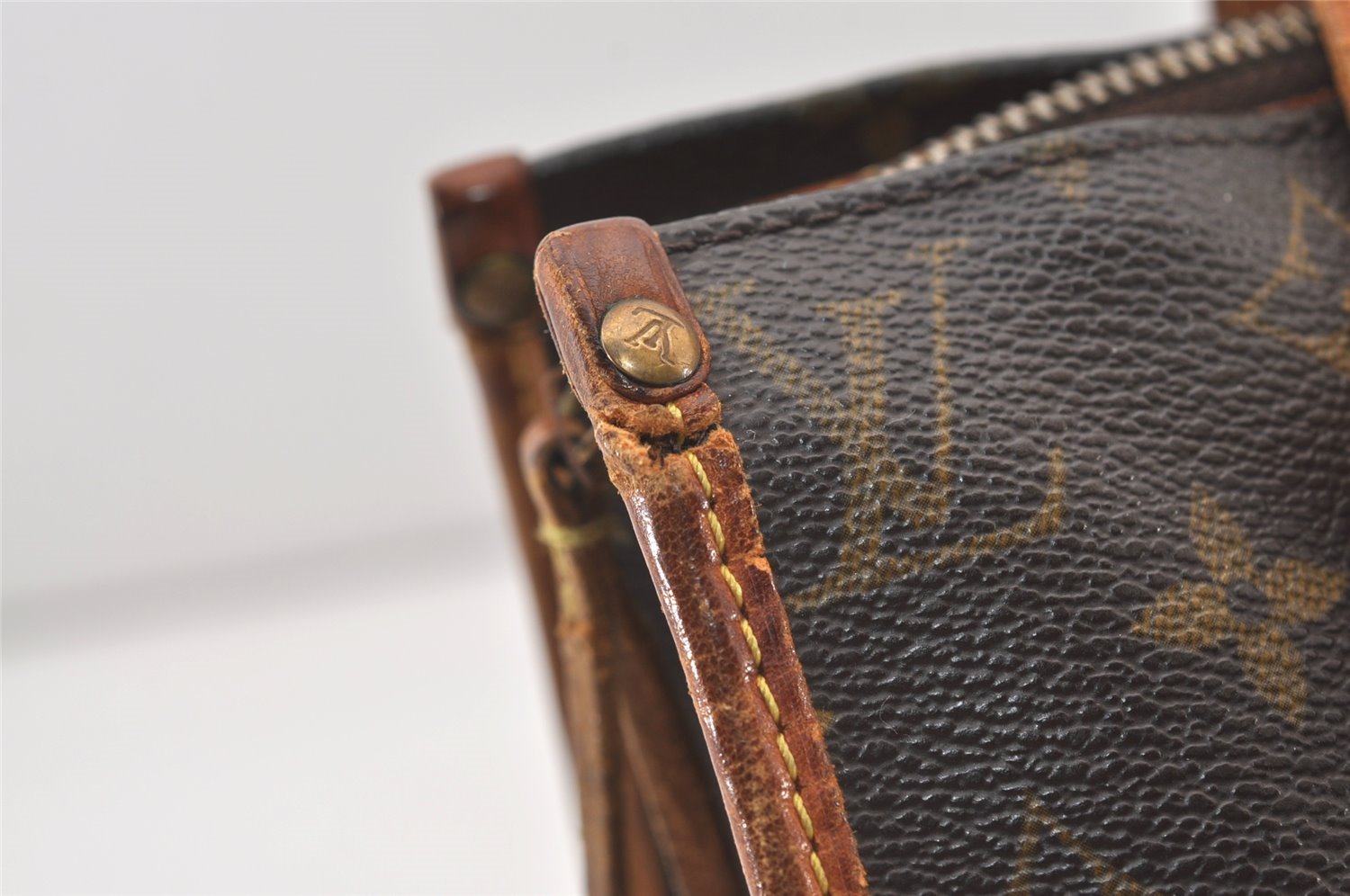 Authentic Louis Vuitton Monogram Popincourt Haut Shoulder Bag M40007 LV 3469J