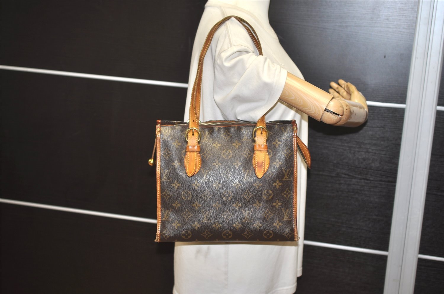 Authentic Louis Vuitton Monogram Popincourt Haut Shoulder Bag M40007 LV 3469J