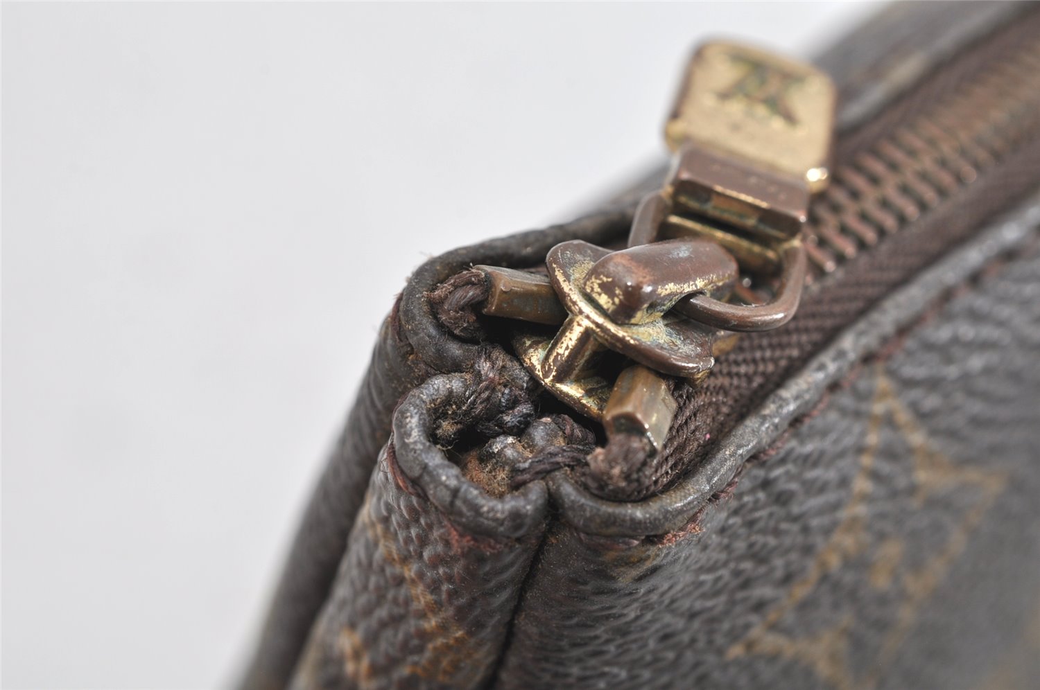 Authentic Louis Vuitton Monogram Pouch Purse For Sac Shopping GM LV 3470K