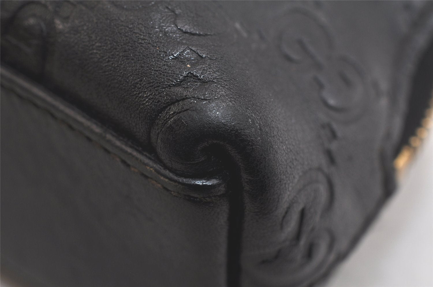 Authentic GUCCI Vintage Guccissima GG Leather Pouch Purse 141810 Black 3471K