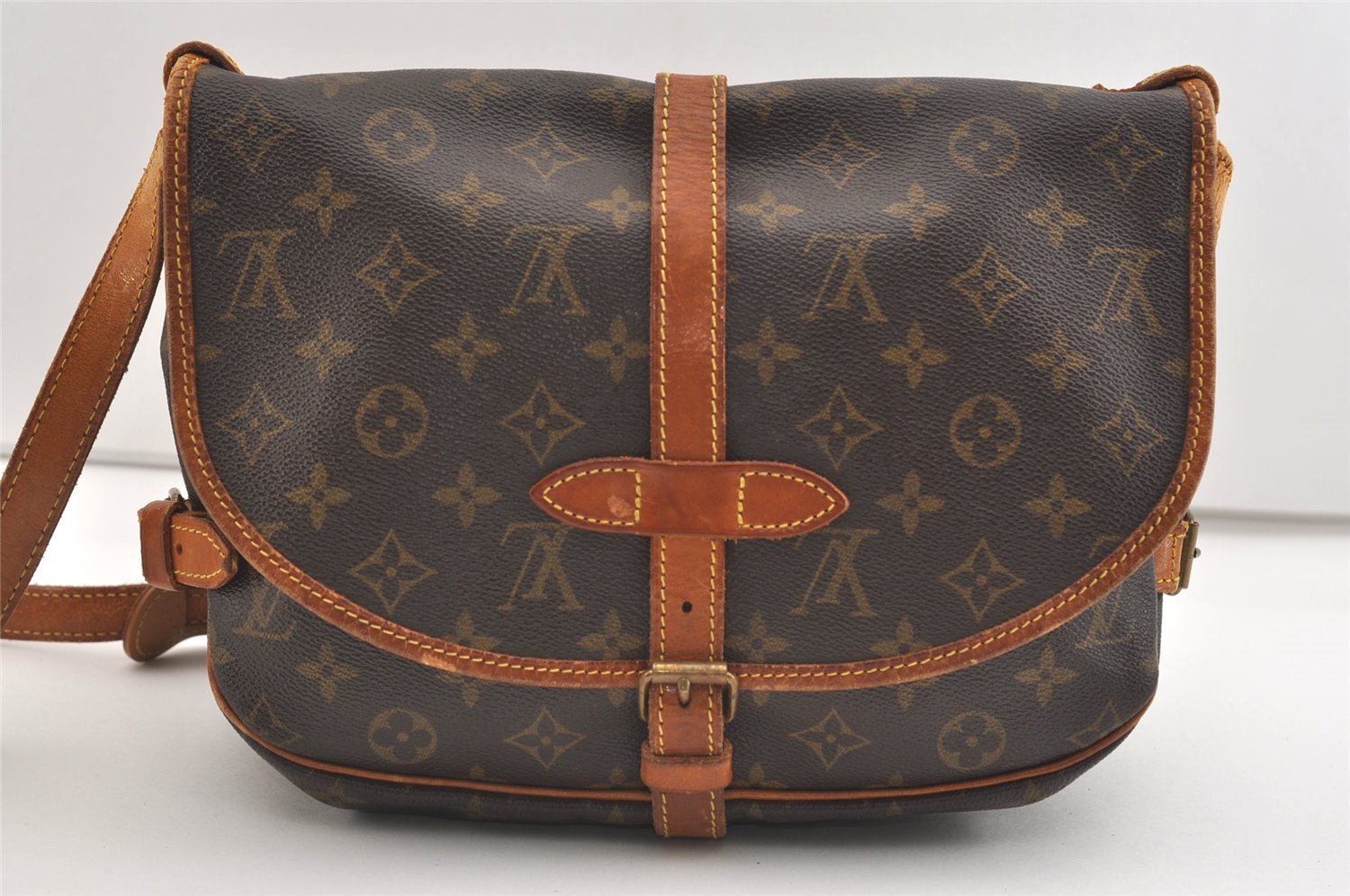 Authentic Louis Vuitton Monogram Saumur 30 Shoulder Cross Bag M42256 LV 3475J
