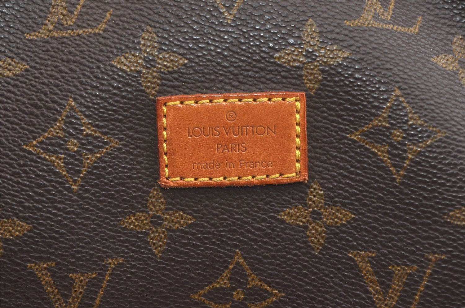 Authentic Louis Vuitton Monogram Saumur 30 Shoulder Cross Bag M42256 LV 3475J