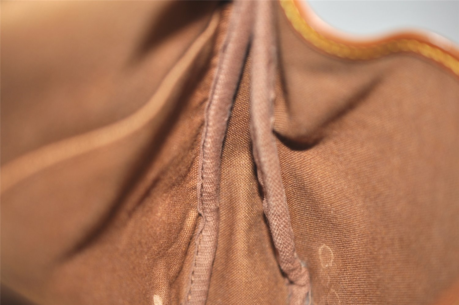 Authentic Louis Vuitton Monogram Saumur 30 Shoulder Cross Bag M42256 LV 3475J