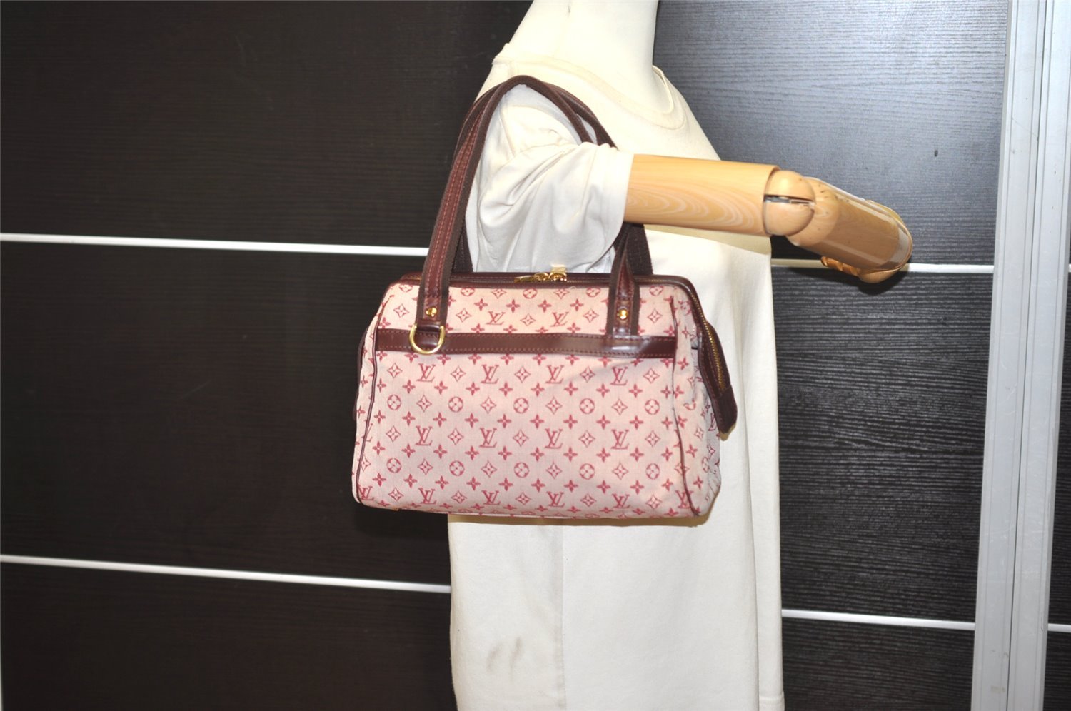 Authentic Louis Vuitton Monogram Mini Josephine PM Hand Bag Pink M92216 LV 3480J