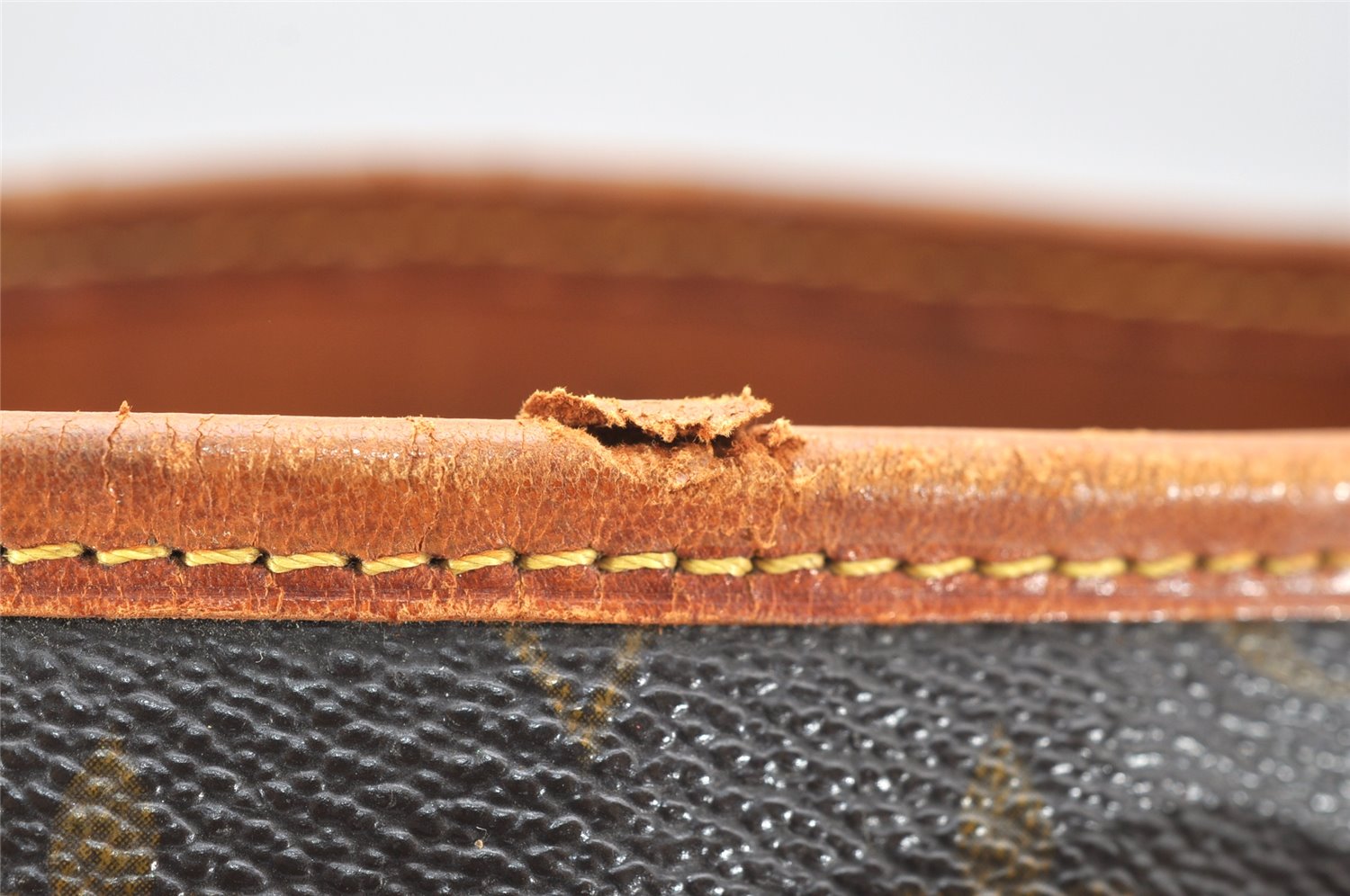 Authentic Louis Vuitton Monogram Bucket PM Shoulder Tote Bag Old Model LV 3481K