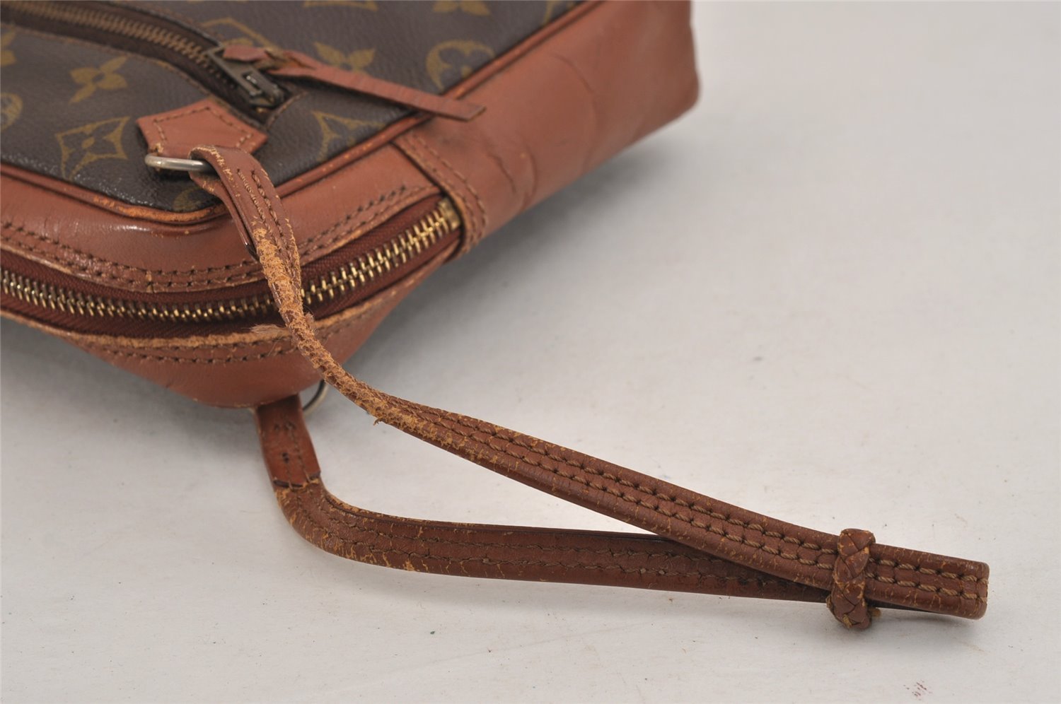 Authentic Louis Vuitton Monogram Pochette Sport Clutch Hand Bag Old Model 3484J