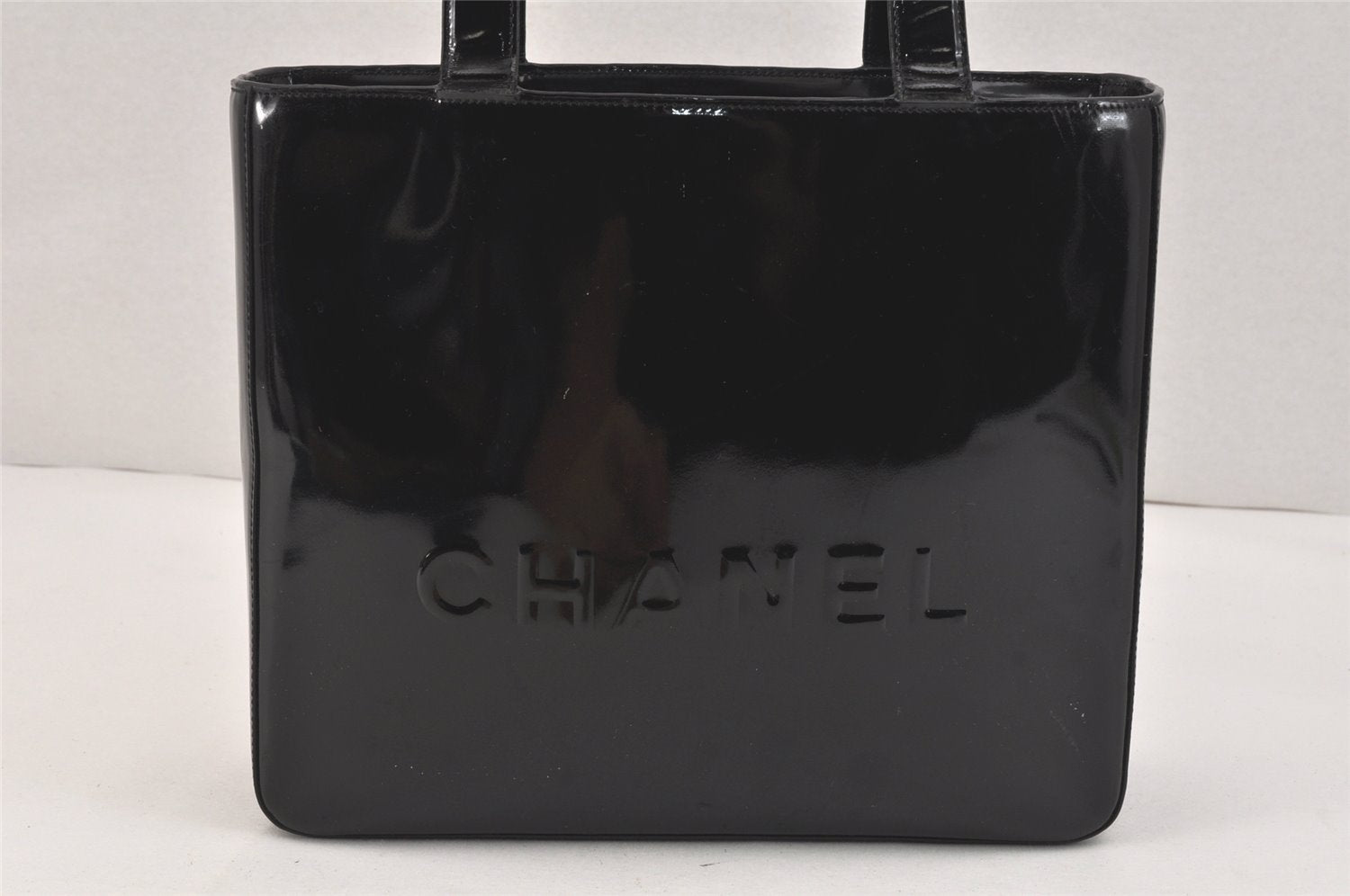 Authentic CHANEL Vintage Enamel Shoulder Hand Bag Purse Black 3485K