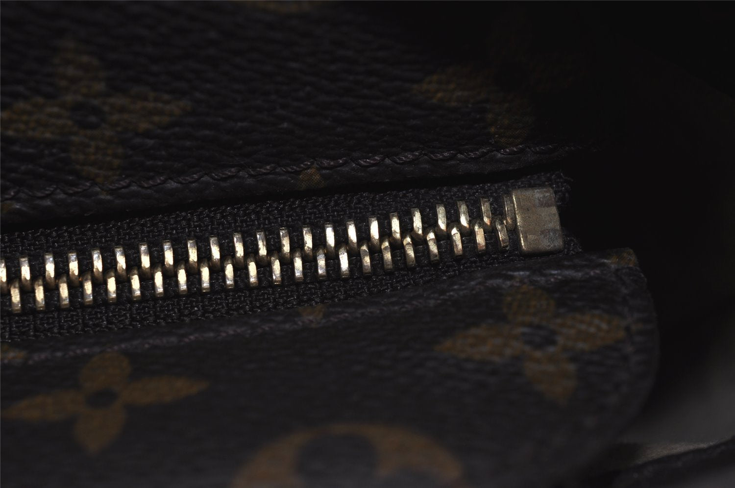 Authentic Louis Vuitton Monogram Luco Shoulder Tote Bag M51155 LV Junk 3492J