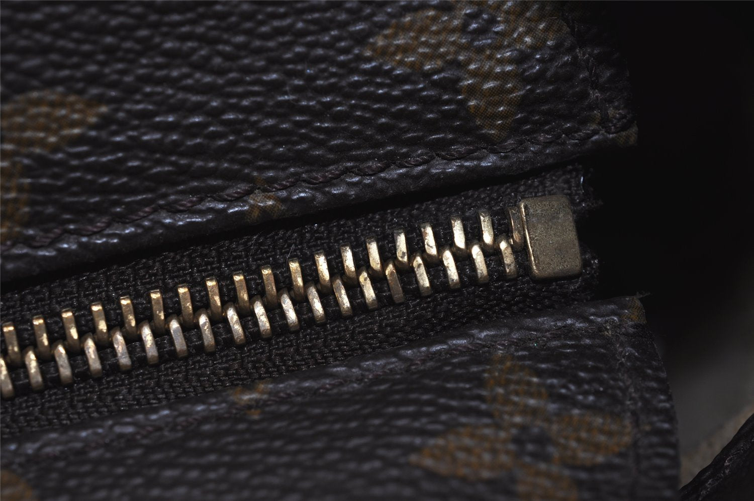 Authentic Louis Vuitton Monogram Luco Shoulder Tote Bag M51155 LV Junk 3493J