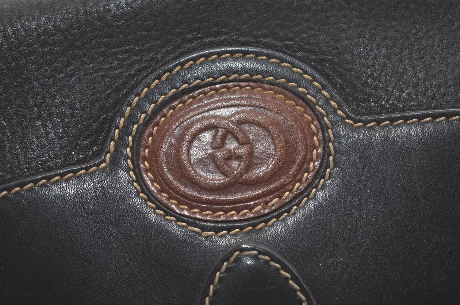 Authentic GUCCI Vintage Shoulder Cross Body Bag Purse Leather Black 3494K