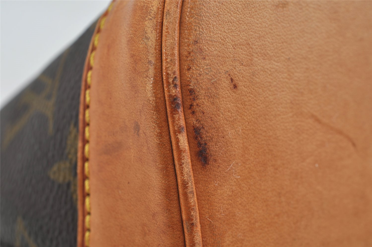 Authentic Louis Vuitton Monogram Alma Hand Bag Purse M51130 LV 3497I