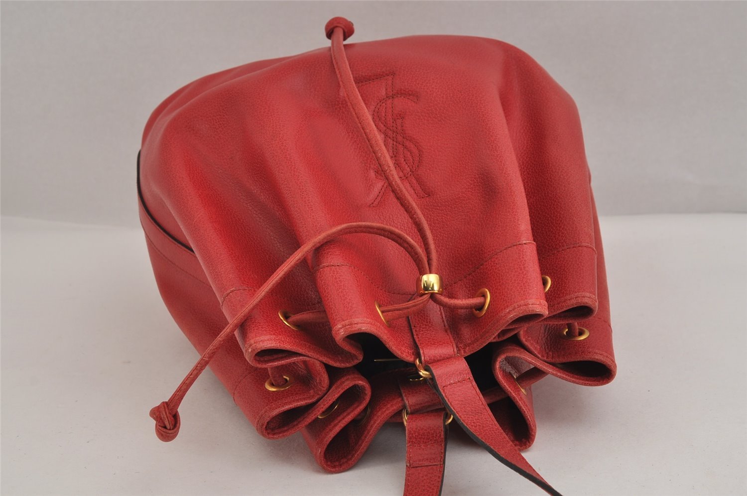 Authentic YVES SAINT LAURENT Shoulder Cross Drawstring Bag Leather Red 3506J