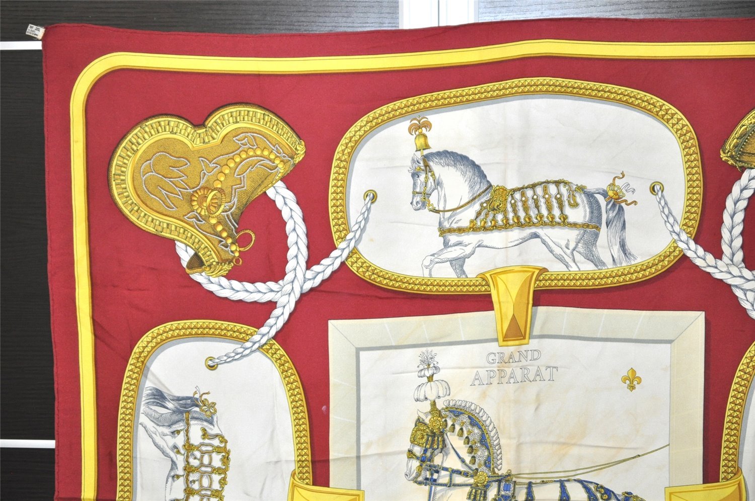 Authentic HERMES Carre 90 Scarf 