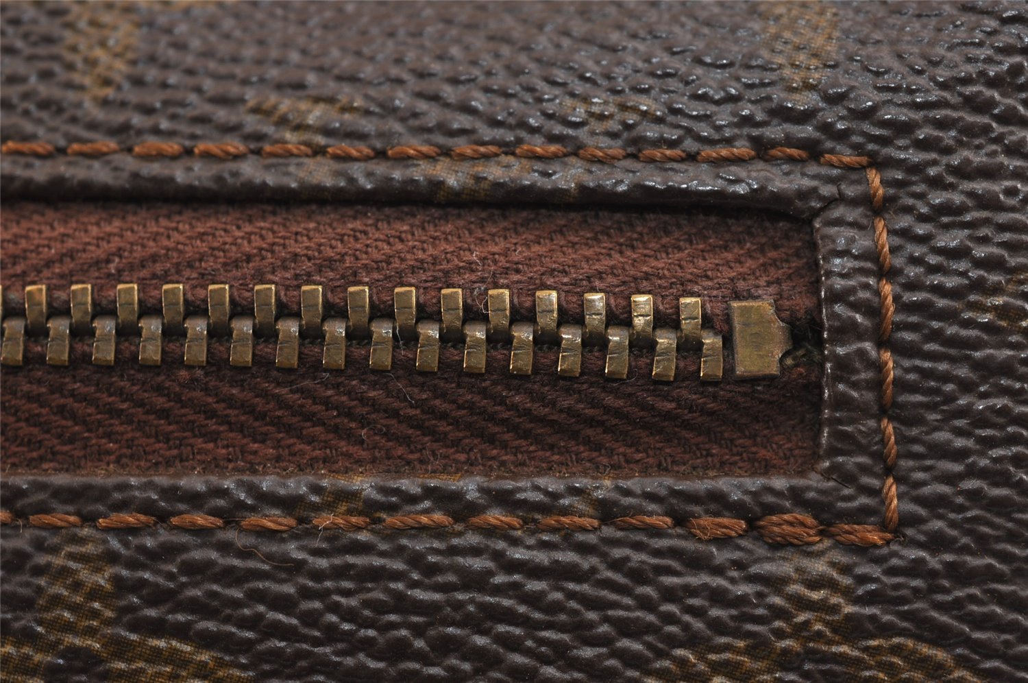 Authentic Louis Vuitton Monogram Pochette Sport Clutch Hand Bag Old Model 3518J