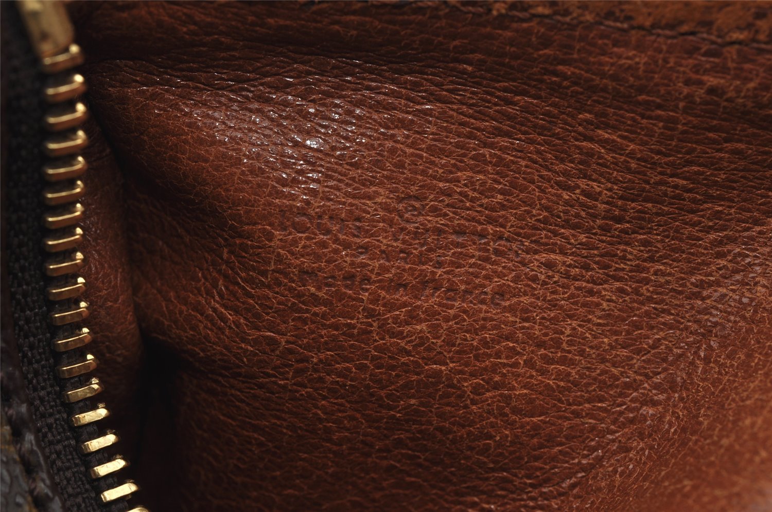 Authentic Louis Vuitton Monogram Papillon 26 Hand Bag Old Model LV 3519J