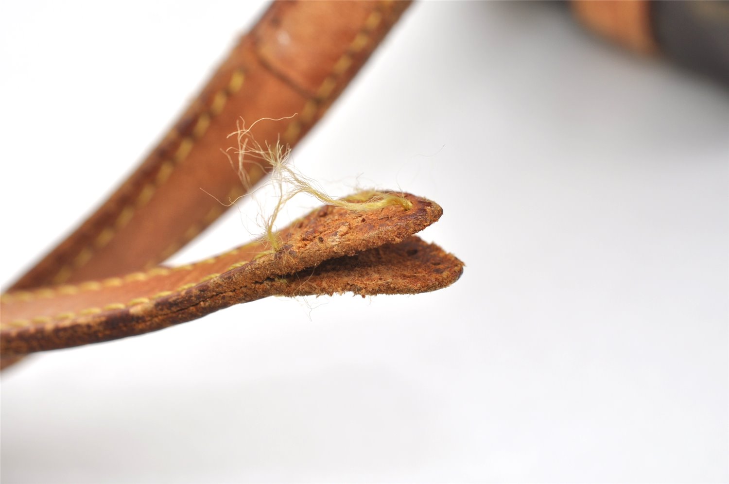 Authentic Louis Vuitton Monogram Senlis Shoulder Cross Bag Old Model Junk 3519K