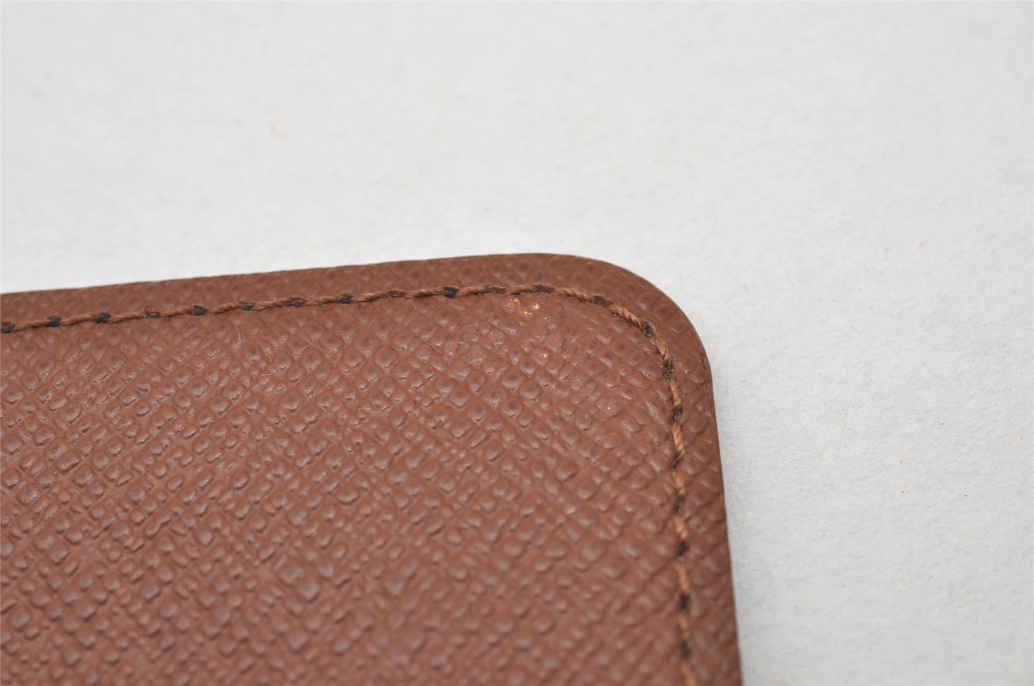 Authentic Louis Vuitton Monogram Agenda MM Notebook Cover R20004 LV 3520I